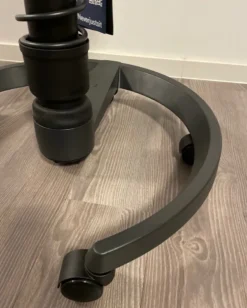 Aeris Swopper Standard mit Rollen Kunstleder schwarz