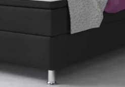Boxspringbett mit LED