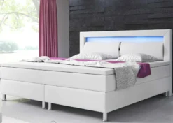 Polsterbett mit LED