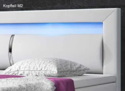 Polsterbett mit LED