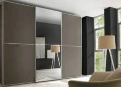 Staud Sinfonie Plus Kleiderschrank mit Spiegel